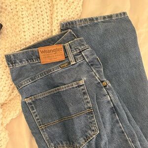 Wrangler Women's Classic Blue Straight Leg Jeans